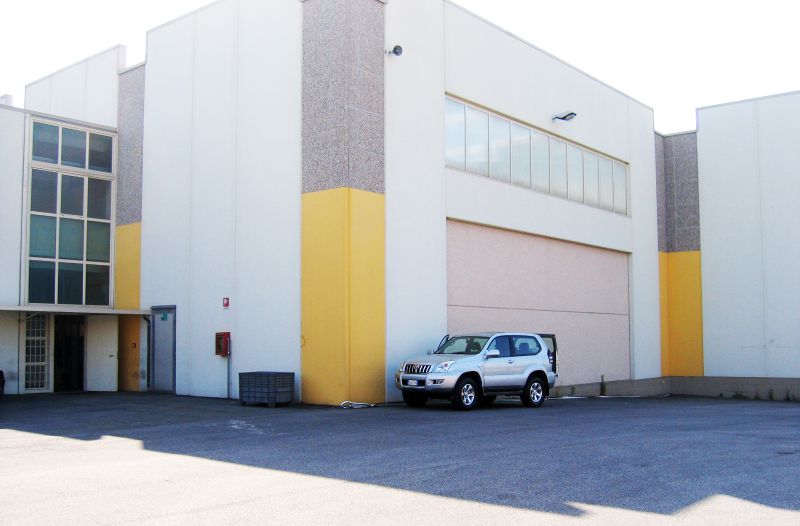 GRUPPO AMBROSETTI - GEODIS - Ristrutturazione depositi 1 e 2  di Viale Europa, Aprilia (LT) con opere strutturali ed impiantistiche magazzino Fiat e Media Shopping. 